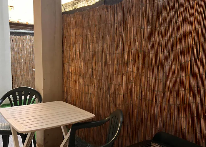 Corona Apartments Daire Terralba