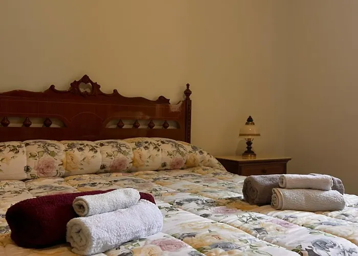 Corona Apartments Daire Terralba